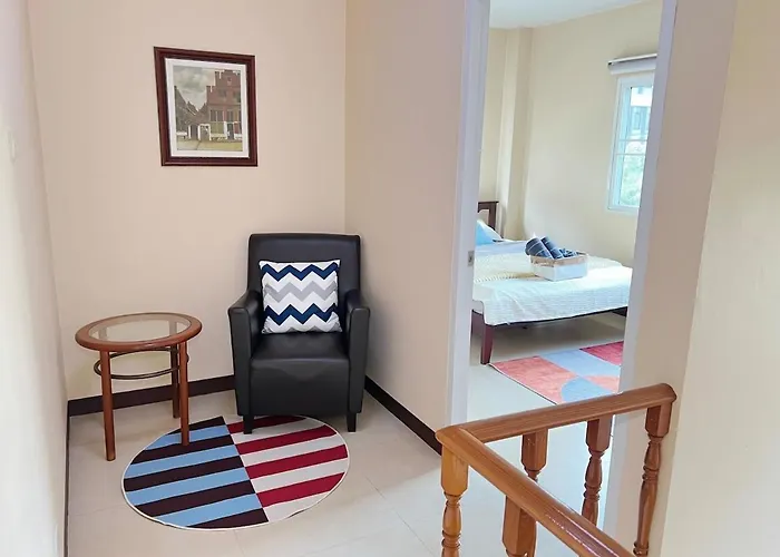 Everything Within Minutes House Casa vacanze